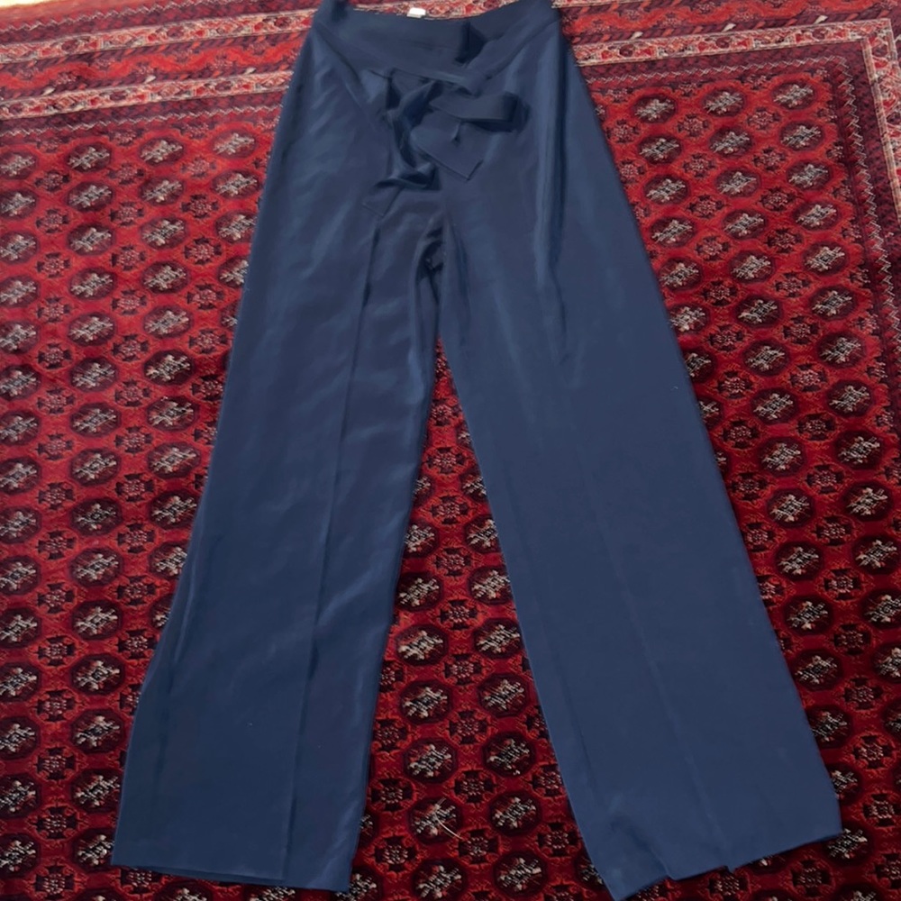 Bar III women’s wide leg pants.